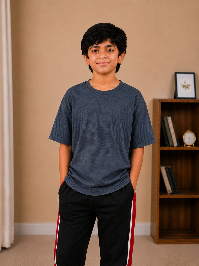 Kids Oversized Down Shoulder Textured T-Shirt – Charcoal Grey na4